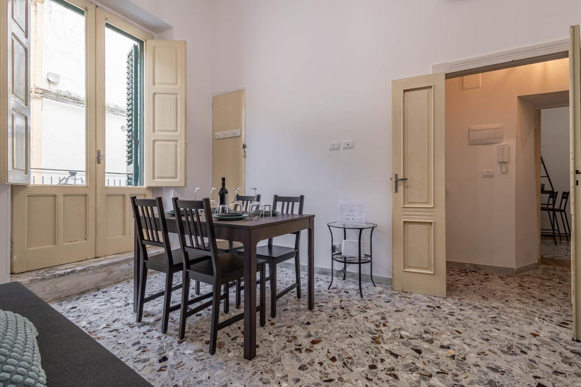 Ferienwohnung U Paradise - Intero Apt - Vicino Bari Valenzano Exterior foto